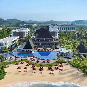 Pullman Lombok Merujani Mandalika Beach Resort